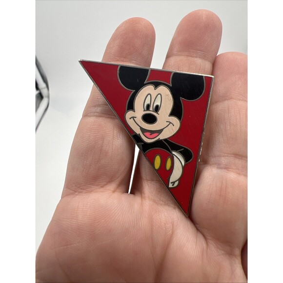 Disney Trader Pin Lot Hidden Mickey Flag & Mickey Mouse & Friends Tangram Pins - Picture 4 of 8